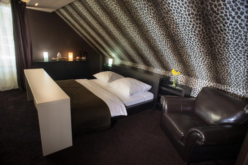 Euro HotelS Zielona Góra Buitenkant foto