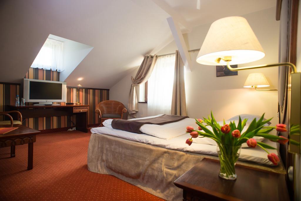 Euro HotelS Zielona Góra Buitenkant foto